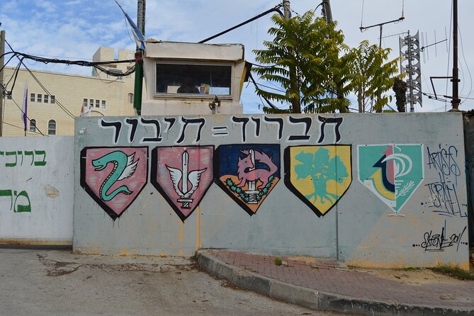 Hebron Dual Narrative Tour From Tel Aviv - Exploring the Old City of Hebron