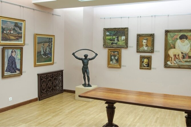 Historical and Cultural Tour of Bucharest With Professional Guide - Traveler Experiences and Photos