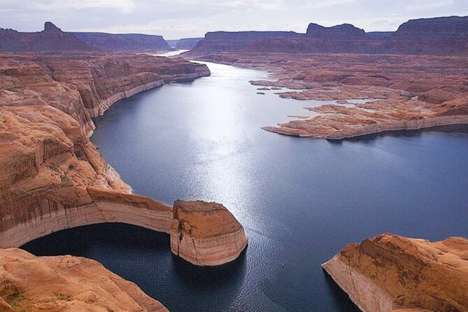 Horseshoe Bend Helicopter Flight From Page - Meeting and Departure
