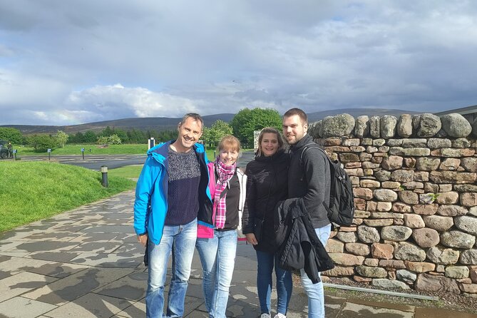 Inverness Tour-Cawdor Castle,Culloden Battlefield,Clava Cairns - Visiting Culloden Battlefield