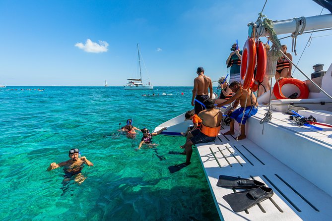 Isla Mujeres Catamaran, Open Bar & Optional Buffet and Pick up - Customer Feedback and Experiences