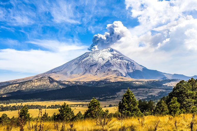 Iztaccihuatl Volcano Hike With an Alpinist - Recommended Gear and Fitness