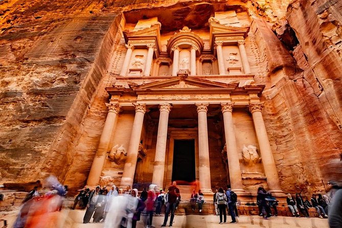 Jordan at a Glance Tour 5 Day 4 Nights - Meals and Dining Options