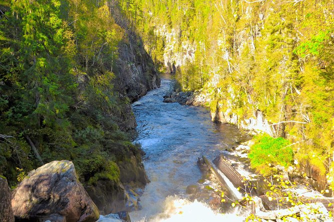 Korouoma Canyon and Auttiköngäs Waterfall Hiking Tour With Picnic - Visiting Auttiköngas Falls