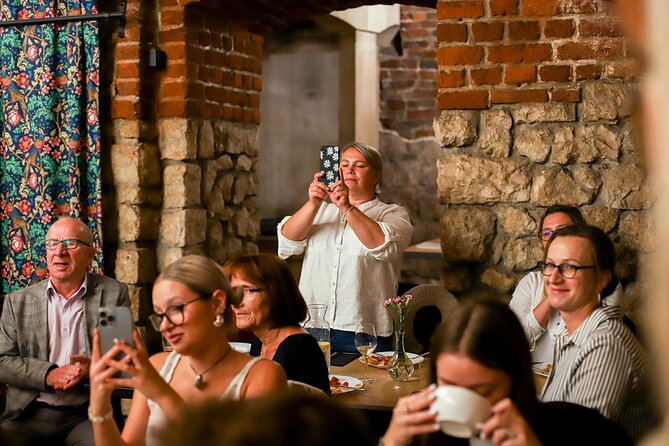 Krakow: Folk Show Dinner Drinking and Fun in Krakow - Booking Your Experience