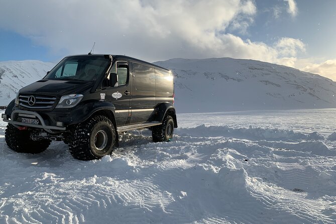Landmannalaugar and Hekla Volcano / Guided Private Tour - Private Transportation and Accessibility
