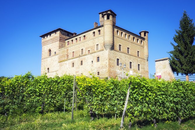 Langhe: Alba & Barolo - Logistics and Inclusions