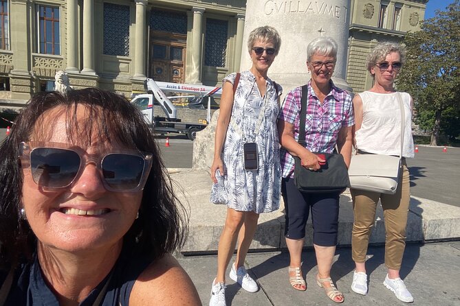 Lausanne (City Center) Scavenger Hunt and Sights Self-Guided Tour - Interactive Challenges