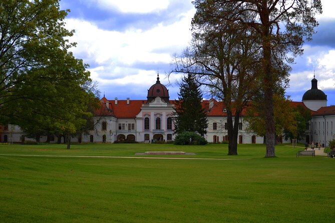 Legacy of Sissi Royal Palace of Godollo Tour With Cake and Coffee - Customer Reviews Summary