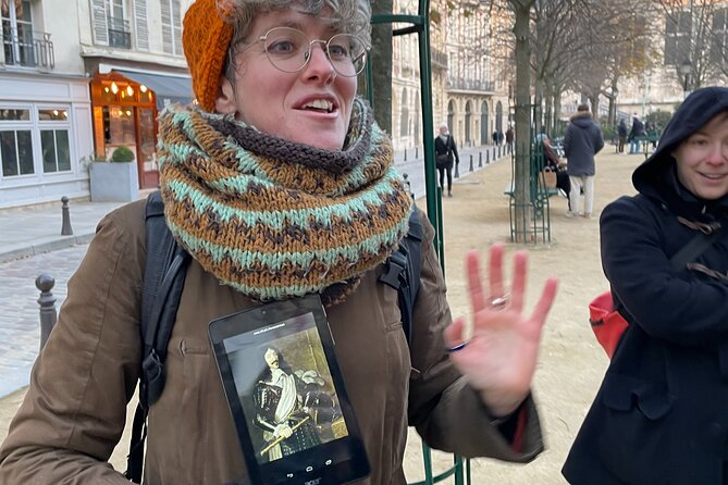 LGBTQ Challenges and Triumphs Private Walking Tour in Paris - Participant Reviews