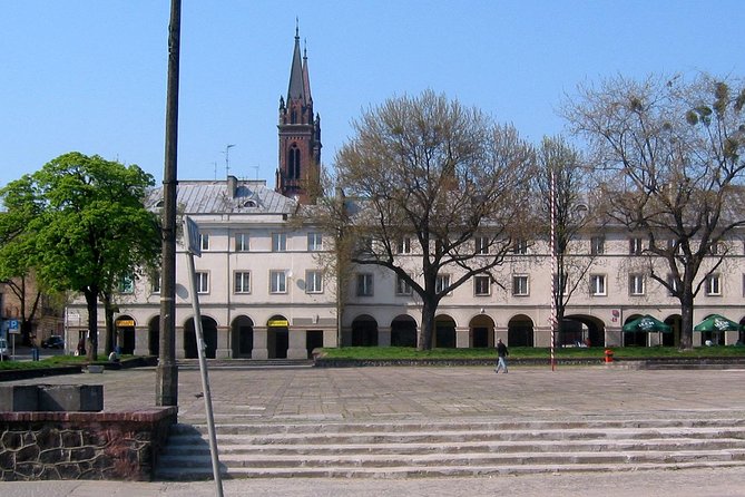 Lodz Old Town Manufaktura Highlights Private Walking Tour - Cancellation Policy