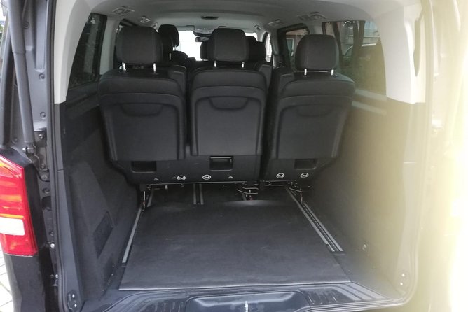Luxury Minivan From Brussels Airport to the City of Brussels - Pricing and Group Capacity