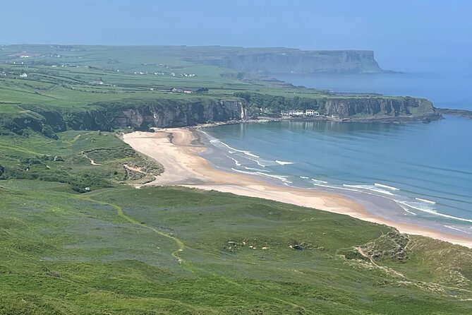 Luxury Tour of Giants Causeway From Belfast - Breathtaking Landscape