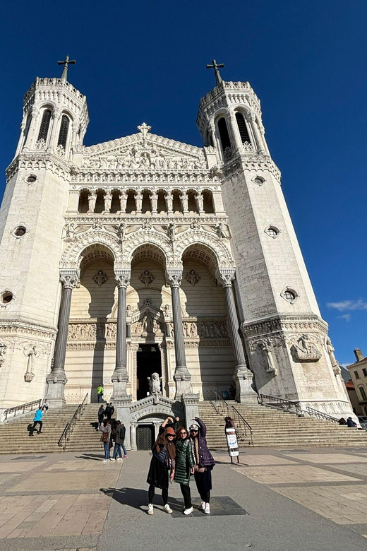 Lyon: Visit Lyon on a Private Half-Day Tour With a Driver - Included in the Tour