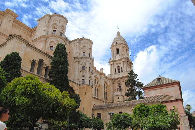 Malaga Private Walking Tour - Discovering the Alcazaba