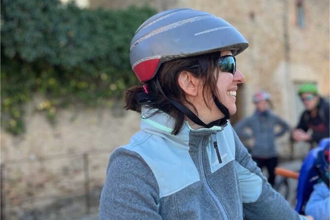Medieval Bike Tour With History and Gastronomy - Accessibility and Participation