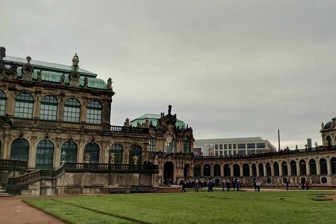 Meissen and Dresden Christmas Market Full Day Private Tour From Prague - Accessibility and Requirements
