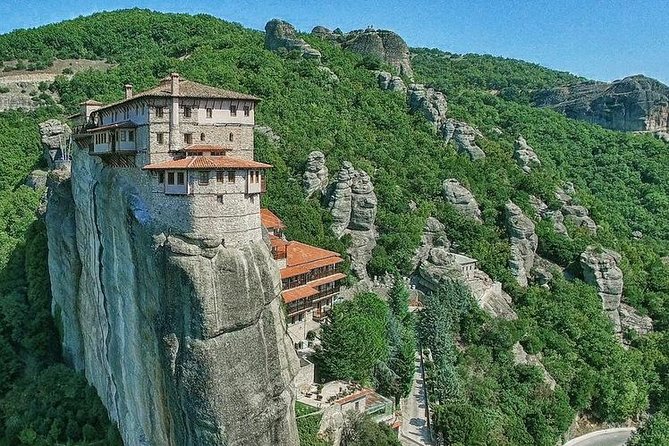 Meteora Full Day Tour From Thessaloniki - Tour Highlights and Inclusions
