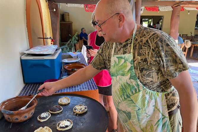 Mexican Cooking Class in Zihuatanejo De Azueta - Exploring Regional Flavors