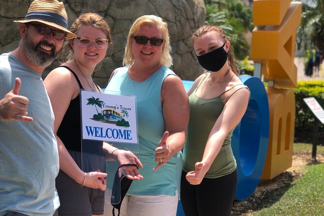 Montego Bay Roundtrip Luxury Transfer With Lounge Access - Frequently Asked Questions