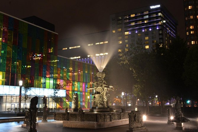 Montreal at Night Tour - Tour Conditions and Accessibility