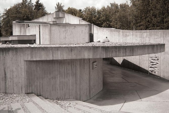 Munich City Tour and Dachau Concentration Camp Memorial Site Day Trip From Frankfurt - Munich City Tour