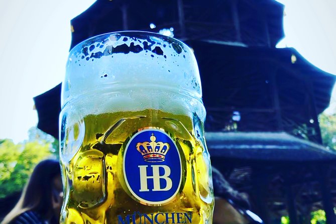 Munichs Best Beer & History - Navigating Pedestrian-Friendly Sights