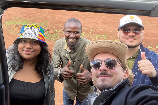 Nairobi National Park Elephants and Giraffe Center Tour - Pickup and Meeting Details