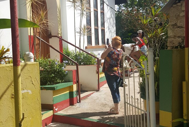 Nine Mile Tour From Ocho Rios - Tour Accessibility and Requirements