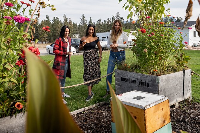 Okanagan Bee Tour and Lunch at Winery in Kelowna - Accessibility