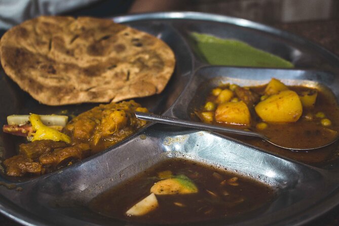 Old Delhi Walk, Jama Masjid, Spice Market, Sikh Temple & Rickshaw Ride - Experience the Rickshaw Ride