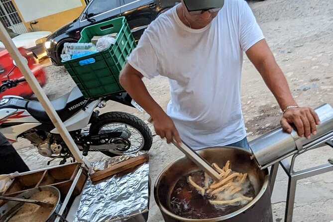 Old Town Evening Taco Tour With Vallarta Eats - Experience Highlights
