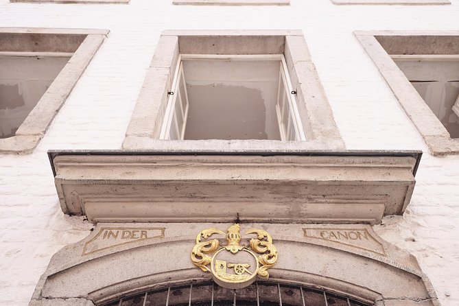 Old Town Guide - Cultural Attractions and Landmarks