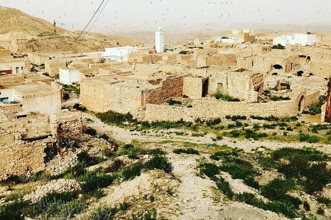One Night Under the Tent: Tataouine - Chenini - Ksar Ghilane - Matmata - Uncovering the Unique Architecture of Matmata