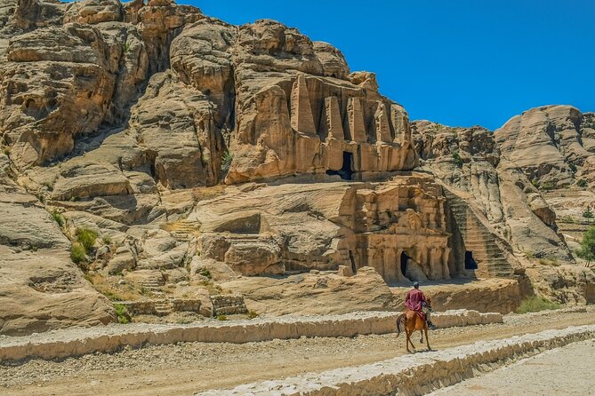 Petra 1-Day Tour From Jerusalem With FREE Authentic Lunch - Traveler Experiences