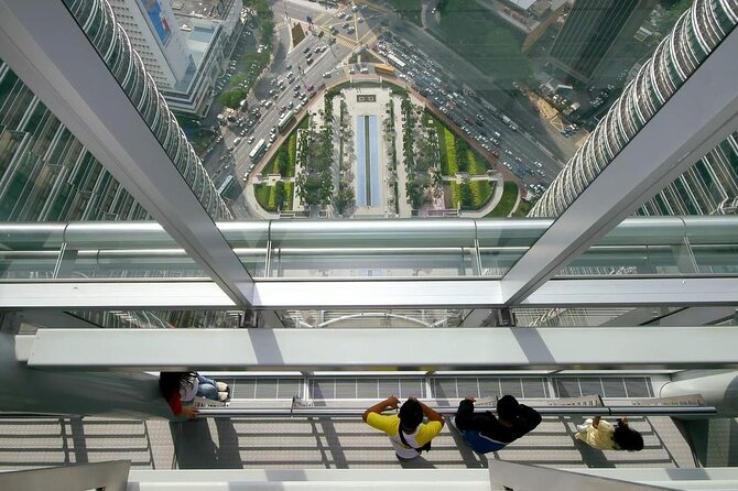 Petronas Twin Tower Skybridge View & Dining Experience Tour With Local Host - Security and Regulations
