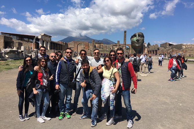 Pompeii and Herculaneum With Archaeologist, Small Group of 10!!! - Meeting and End Points