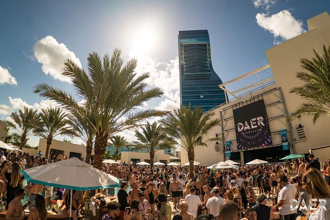 Pool Party in Miami With Open Bar & Entry Included - Host Responses
