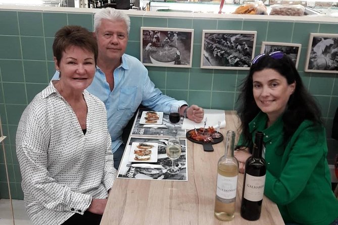Porto Small-Group Local Food, Wine, and Sweets Tasting Tour - Traveler Experiences