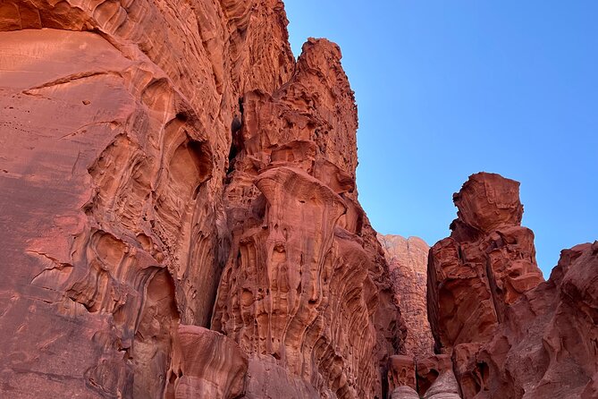 Private 1 Day Wadi Rum Desert Tour - Tour Highlights and Activities