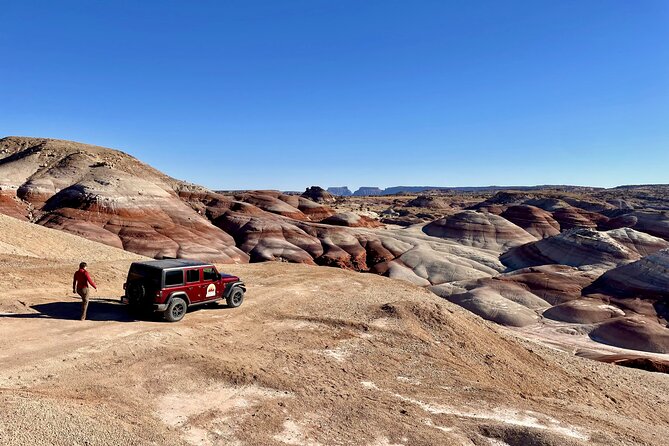 Private 4 Hours Bentonite Hills Jeep Tour - Explore the Bentonite Hills