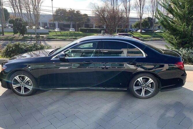 Private Airport Transfer: Ottawa International Airport (Yow) To/From Ottawa - Driver Communication