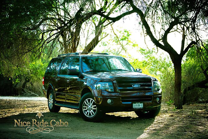 Private Airport Transfer to Cabo Zone 3 - Reliable and Timely Transport