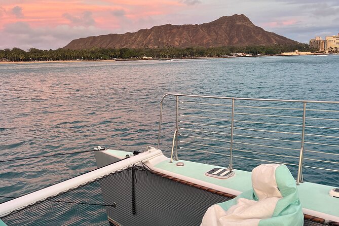 Private Catamaran Sunset Sail in Waikiki (Up to 6 Guests) - Unforgettable Sunset Voyage