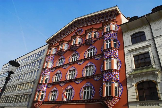 Private City Tour of Ljubljana. 2 Hours With a Friendly and Fun Local Guide. - Included Tour Amenities