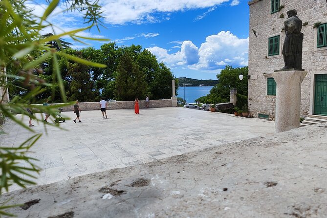 Private Coastal Tour to Trogir, Sibenik and Primosten - Šibenik: Interpretation Center and St. James Cathedral