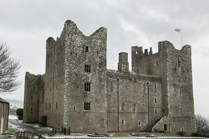 Private Day Tour in Yorkshire Dales, Fell, Valley and Castle - Booking Information