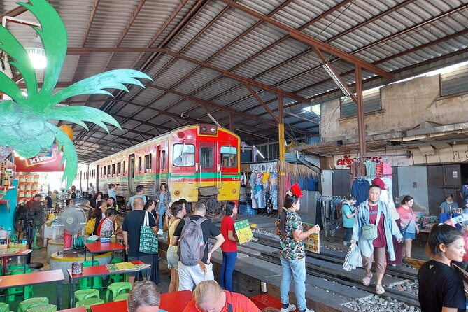Private English Speaking Tour: Floating Markets, Railway Market, Klong Kone - Accessibility Features
