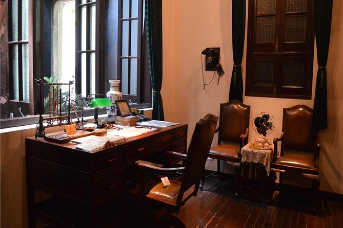 Private Full-Day Tour: Shanghai Past and Present - Customer Reviews and Ratings