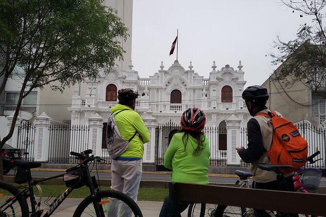 Private Half Day Bike Tour Historical Center of Lima - Highlights of the Bike Tour